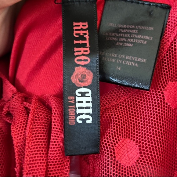 Torrid Retro Chic Dress Size 14 Red Wiggle Mesh Dot Pin-Up Rockabilly NWT $69 - Picture 5 of 12